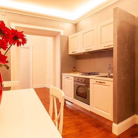 Un Rifugio Romantico A Napoli Bagian luar foto
